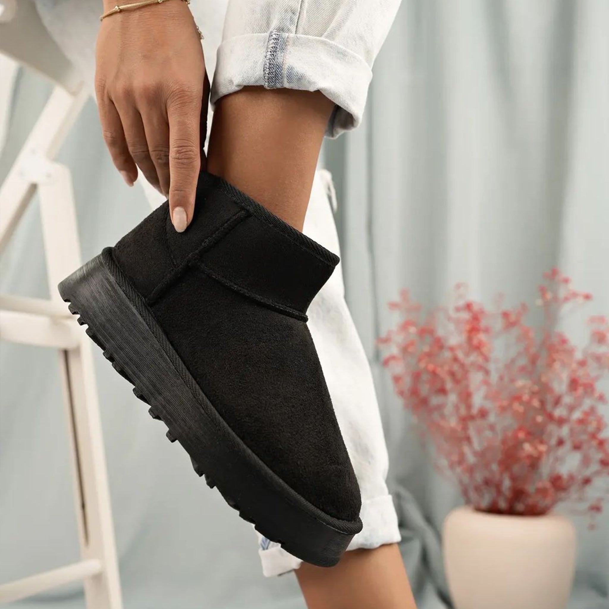 Black-3.jpg